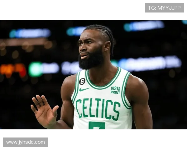 杰伦布朗：从新星到领袖的蜕变之路与未来展望