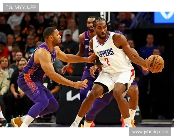 火箭与快船激战正酣19-20赛季精彩对决回顾与分析