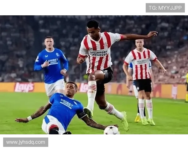鹿特丹斯巴达与埃因霍温青的激烈对决展现年轻球队的无限潜力与拼搏精神